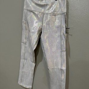 ZYIA Silver Camo Metallic Pocket LnT Capri